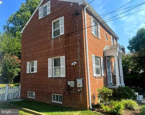 807 Bonifant St, Silver Spring, MD 20910 photo 3