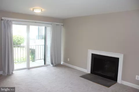 134 Duvall Ln #224-10, Gaithersburg, MD 20877