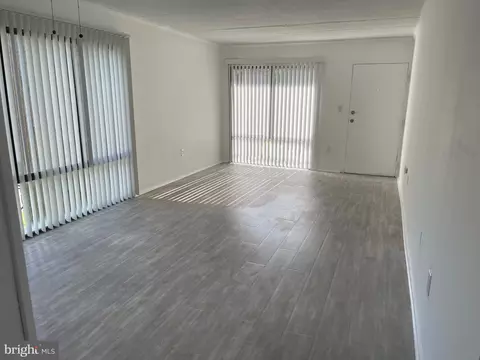 Living - 3301 Hewitt Ave #208, Silver Spring, MD 20906 photo 6 of 6