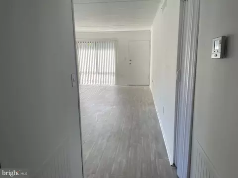 Entry Way - 3301 Hewitt Ave #208, Silver Spring, MD 20906 photo 2 of 7