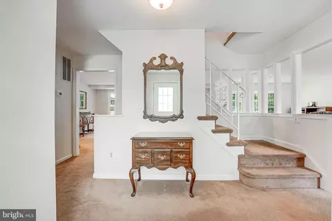 Entry Way - 13829 Turnmore Rd, Silver Spring, MD 20906 photo 2 of 6