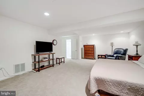 Bedroom - 13829 Turnmore Rd, Silver Spring, MD 20906 photo 7 of 7