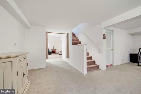 Entry Way - 13829 Turnmore Rd, Silver Spring, MD 20906 photo 4 of 6