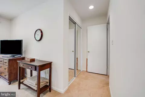 Entry Way - 13829 Turnmore Rd, Silver Spring, MD 20906 photo 3 of 6