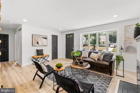 911 Kerwin Rd, Silver Spring, MD 20901 photo 7