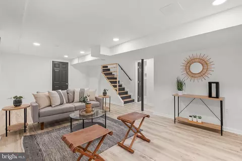 911 Kerwin Rd, Silver Spring, MD 20901 photo 29