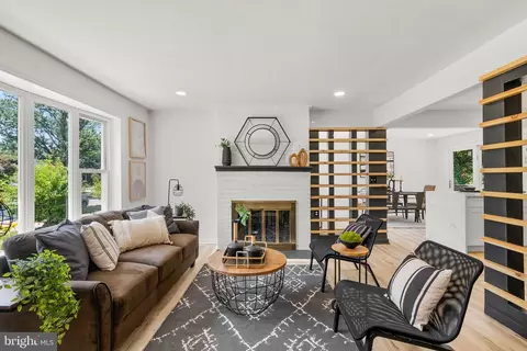 911 Kerwin Rd, Silver Spring, MD 20901 photo 8