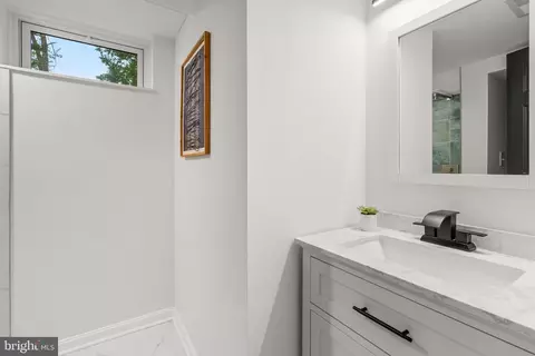 911 Kerwin Rd, Silver Spring, MD 20901 photo 36