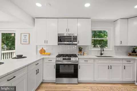 911 Kerwin Rd, Silver Spring, MD 20901 photo 11