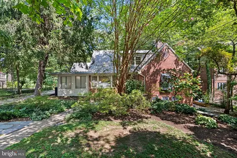 1201 Highland Dr, Silver Spring, MD 20910