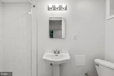 Bath - 1201 Highland Dr, Silver Spring, MD 20910 photo 4 of 4