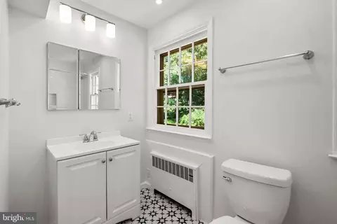 Bath - 1201 Highland Dr, Silver Spring, MD 20910 photo 3 of 4