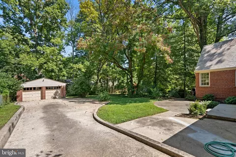 Exterior - 1201 Highland Dr, Silver Spring, MD 20910 photo 3 of 6