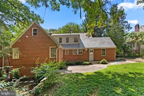 Exterior - 1201 Highland Dr, Silver Spring, MD 20910 photo 5 of 6