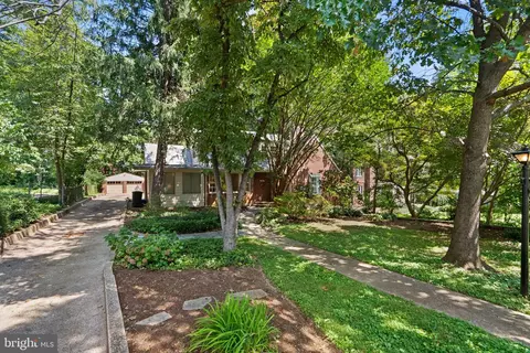 Exterior - 1201 Highland Dr, Silver Spring, MD 20910 photo 2 of 6