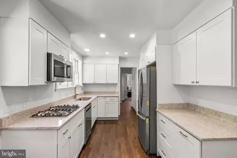 Entry Way - 1201 Highland Dr, Silver Spring, MD 20910 photo 4 of 5