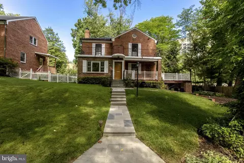 5332 Saratoga Ave, Chevy Chase, MD 20815