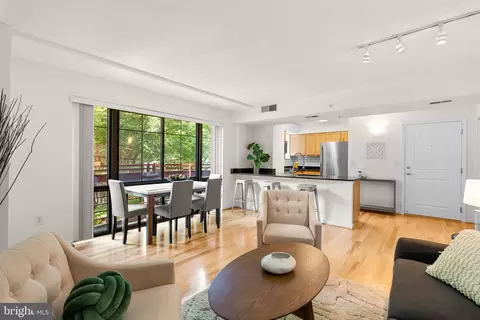 7923 Eastern Ave #202, Silver Spring, MD 20910
