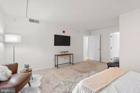 Bedroom - 7923 Eastern Ave #202, Silver Spring, MD 20910 photo 4 of 6