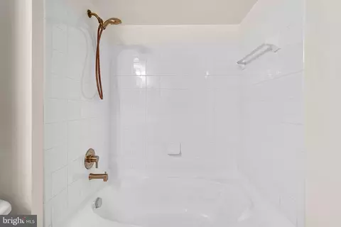 Bath - 7923 Eastern Ave #202, Silver Spring, MD 20910 photo 3 of 3