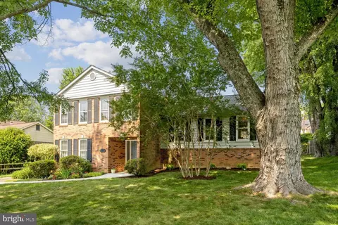 8503 Buckhannon Dr, Potomac, MD 20854