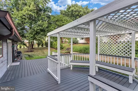 Exterior - 13813 Beacon Hollow Ln, Silver Spring, MD 20906 photo 3 of 8
