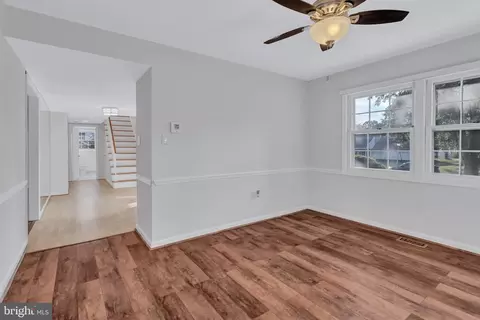 Entry Way - 13813 Beacon Hollow Ln, Silver Spring, MD 20906 photo 2 of 3