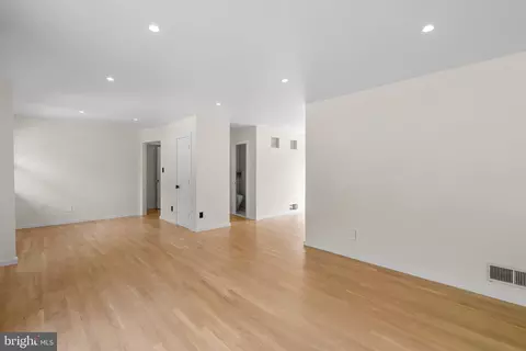 11700 Mentone Rd, Silver Spring, MD 20906 photo 4