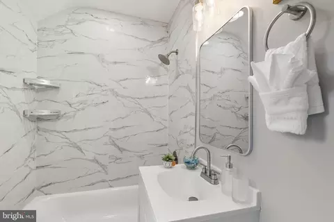 Bath - 208 Granville Dr, Silver Spring, MD 20901 photo 1 of 3
