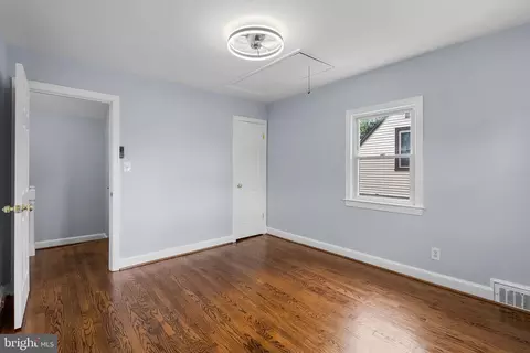 Bedroom - 208 Granville Dr, Silver Spring, MD 20901 photo 5 of 6