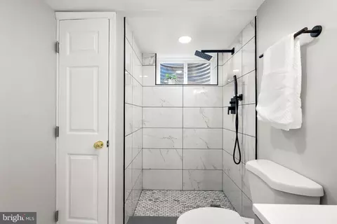 Bath - 208 Granville Dr, Silver Spring, MD 20901 photo 3 of 3