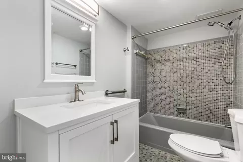 2100 Washington Ave #2-C, Silver Spring, MD 20910 photo 32