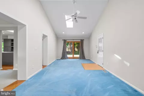 Living - 19100 Bloomfield Rd, Olney, MD 20832 photo 3 of 5