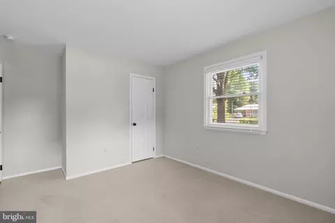 Bedroom - 19100 Bloomfield Rd, Olney, MD 20832 photo 4 of 6