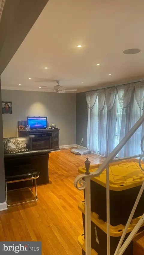 709 N Belgrade Rd, Silver Spring, MD 20902 photo 11