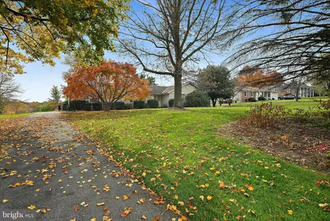 9208 Gue Rd, Damascus, MD 20872 photo 2