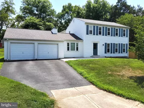 10 Joshua Tree Ct, North Potomac, MD 20878