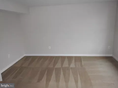 Living - 13316 Sheffield Manor Dr #15, Silver Spring, MD 20904 photo 5 of 5