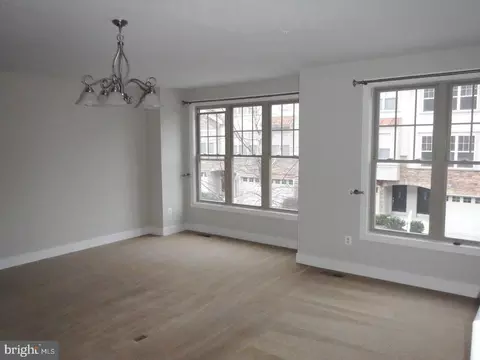 Living - 13316 Sheffield Manor Dr #15, Silver Spring, MD 20904 photo 2 of 5