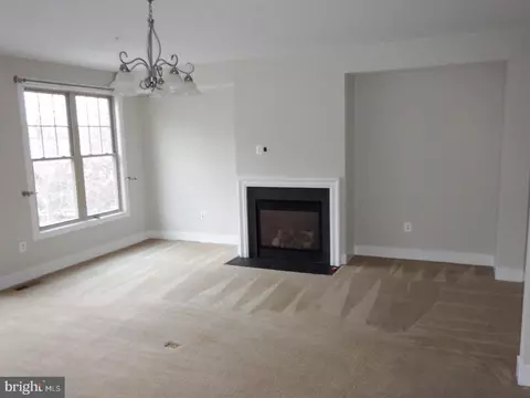 Living - 13316 Sheffield Manor Dr #15, Silver Spring, MD 20904 photo 1 of 5
