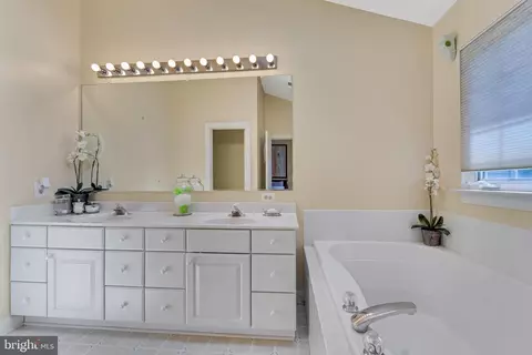 2116 Elm Tree Ln, Silver Spring, MD 20906 photo 19