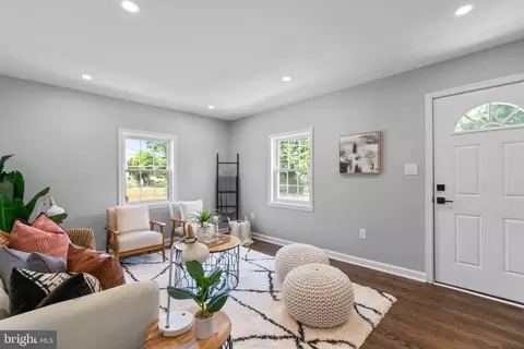 4301 Garrett Park Rd, Silver Spring, MD 20906 photo 6
