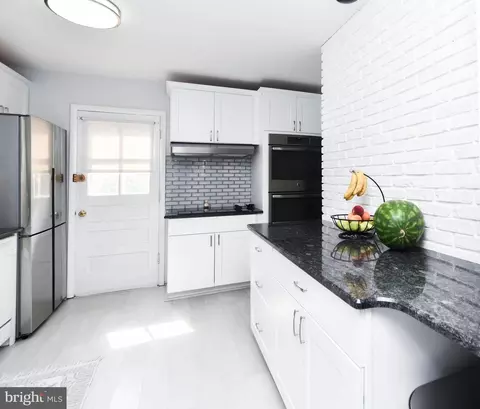 Kitchen - 4011 Highview Dr, Silver Spring, MD 20906 photo 1 of 3