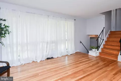 Living - 4011 Highview Dr, Silver Spring, MD 20906 photo 2 of 2