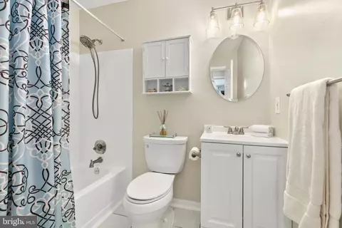 322 Woonsockett Ln, Silver Spring, MD 20905 photo 33