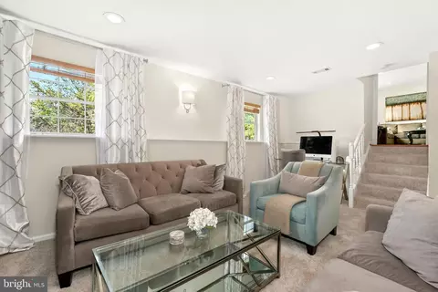 322 Woonsockett Ln, Silver Spring, MD 20905 photo 37
