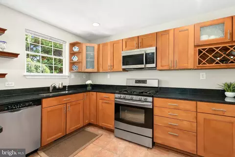 322 Woonsockett Ln, Silver Spring, MD 20905 photo 19
