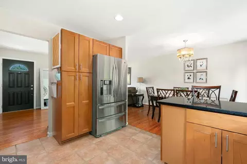 322 Woonsockett Ln, Silver Spring, MD 20905 photo 21