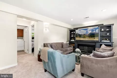 322 Woonsockett Ln, Silver Spring, MD 20905 photo 42