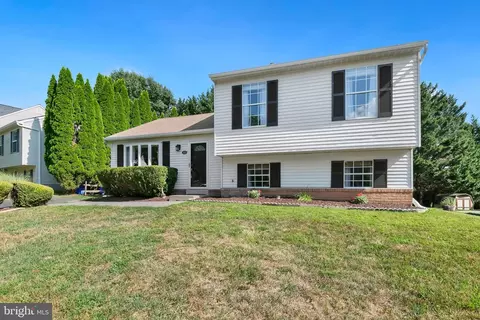 322 Woonsockett Ln, Silver Spring, MD 20905 photo 6